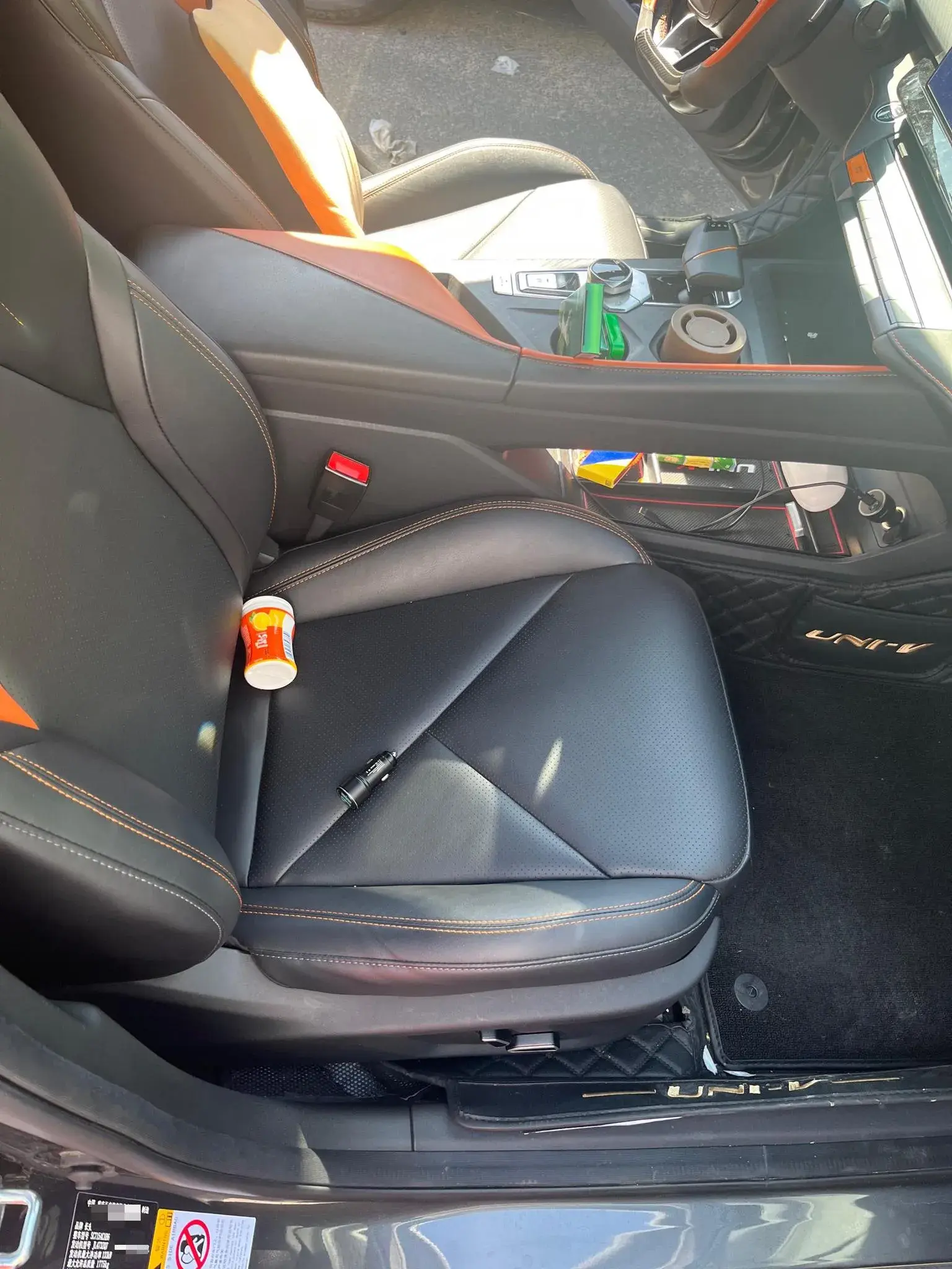 2022 CHANGAN UNI-V thumbnail 2