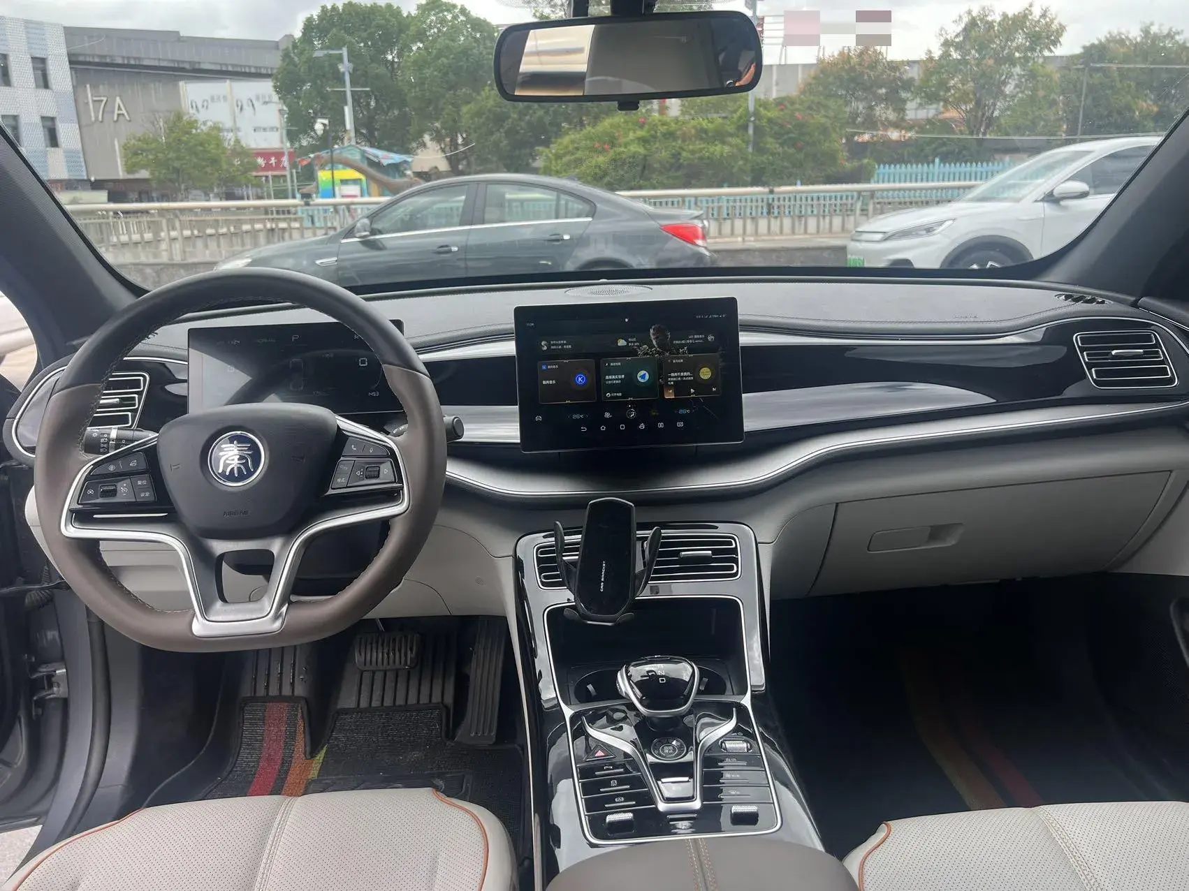 2023 BYD QIN thumbnail 4