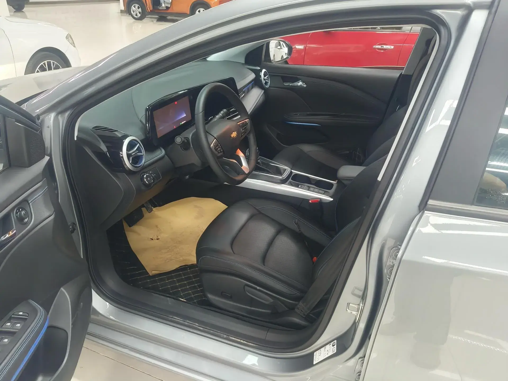 2023 CHEVROLET MONZA thumbnail 4