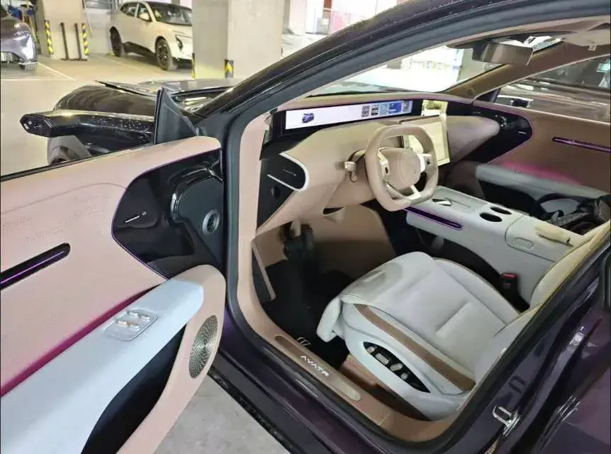 2024 AVATR 07 thumbnail 3