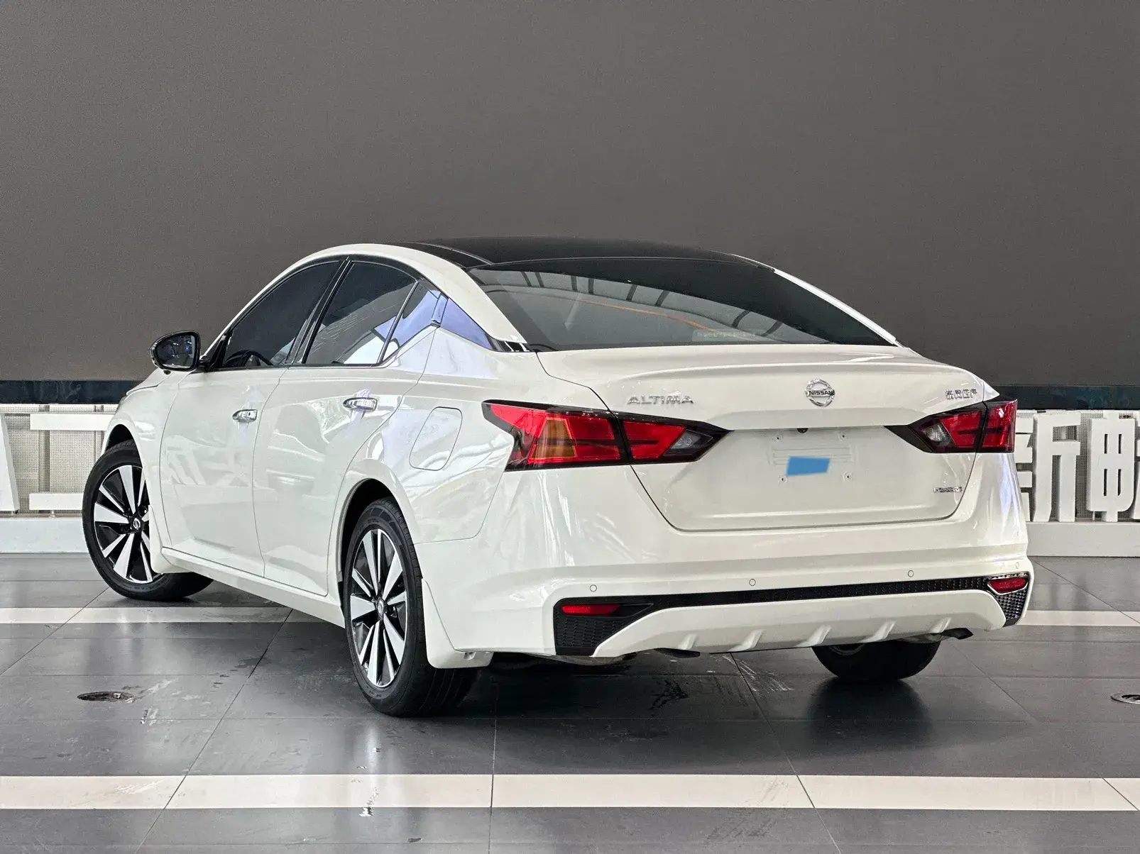 2021 NISSAN TEANA thumbnail 4