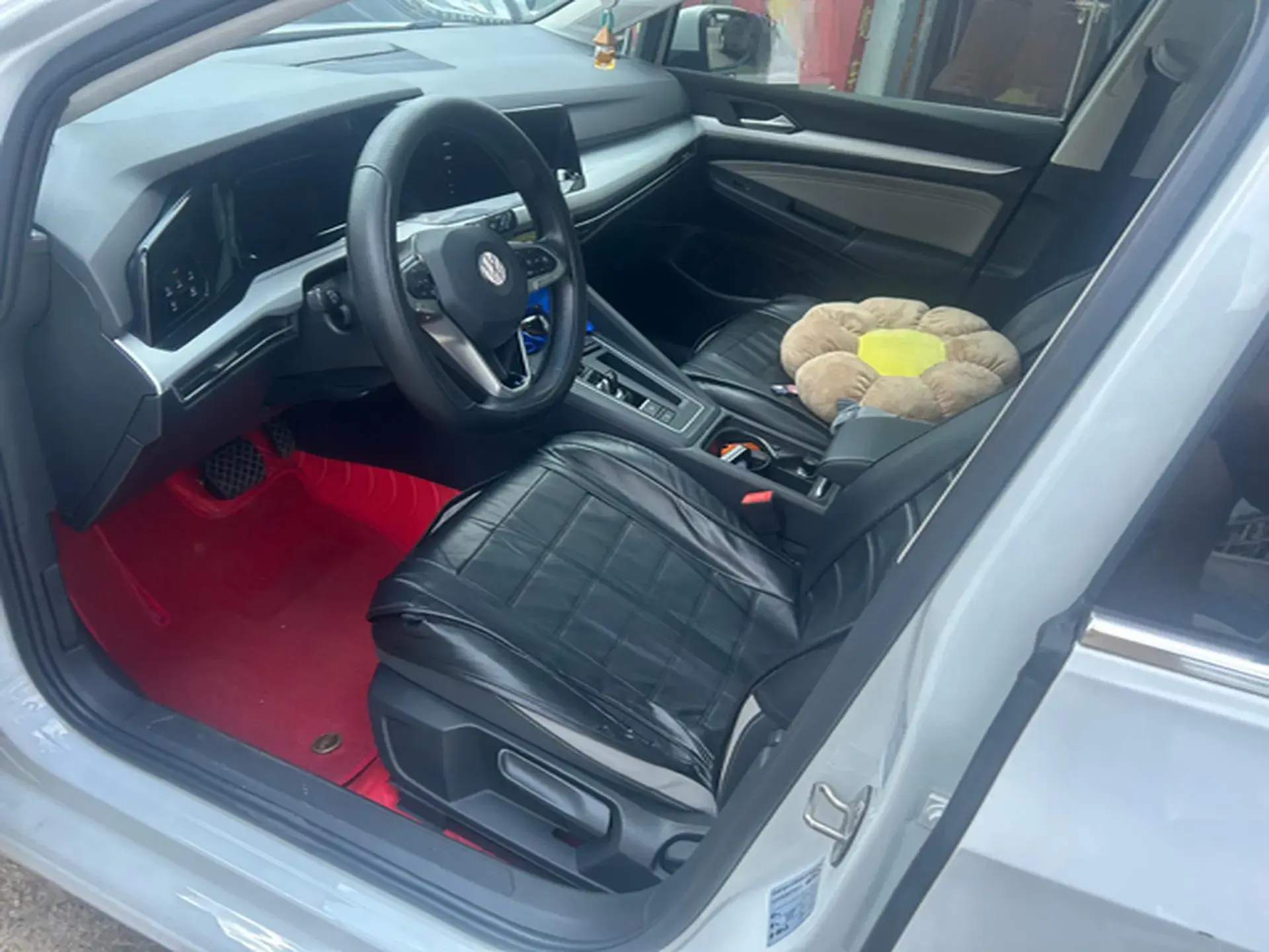 2021 VOLKSWAGEN GOLF thumbnail 2