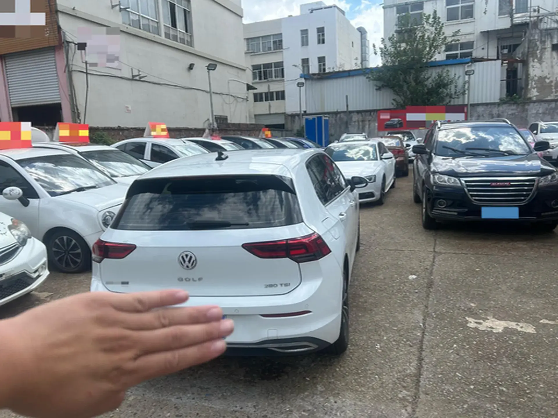 2021 VOLKSWAGEN GOLF thumbnail 4