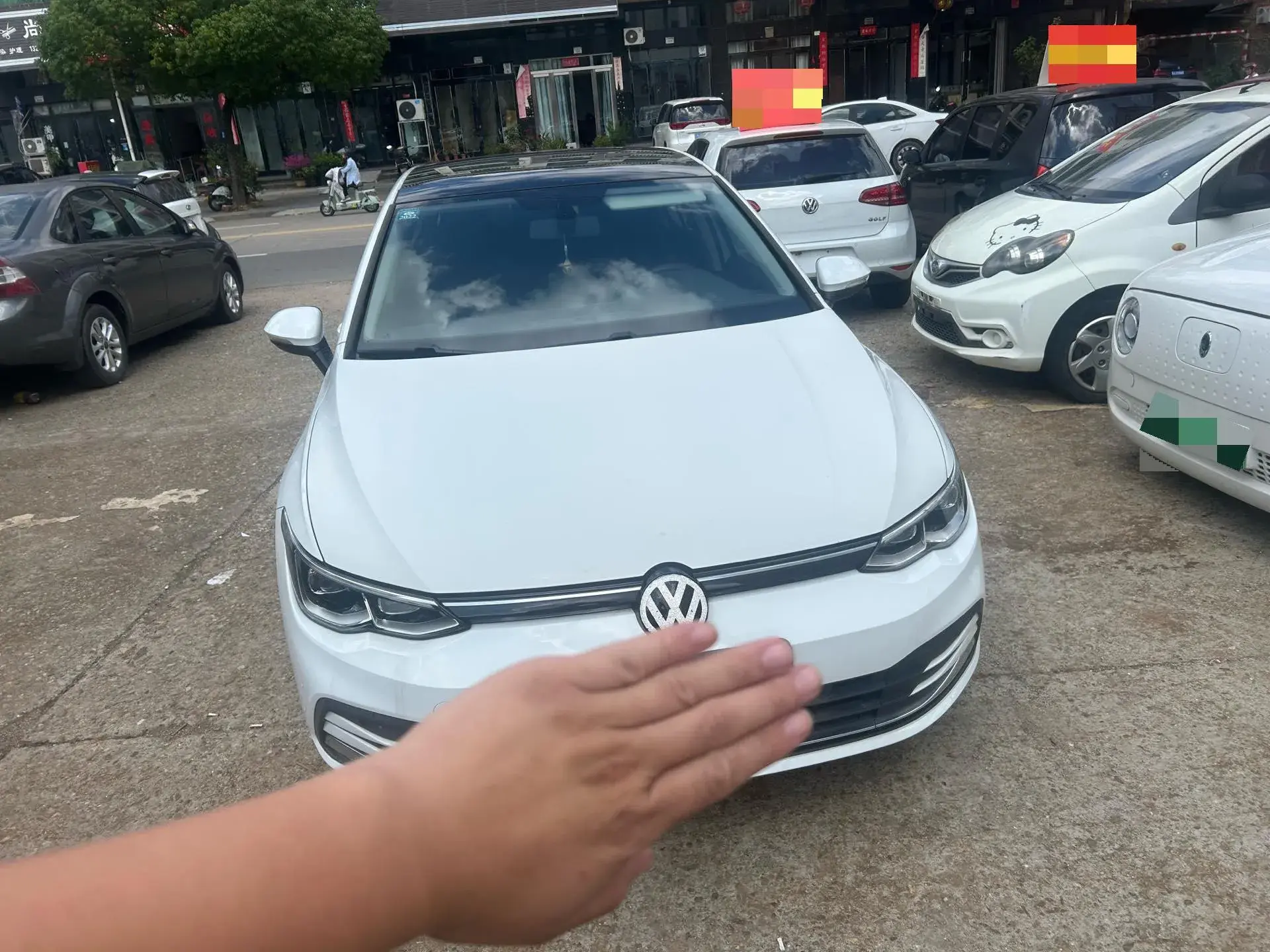 2021 VOLKSWAGEN GOLF view 1