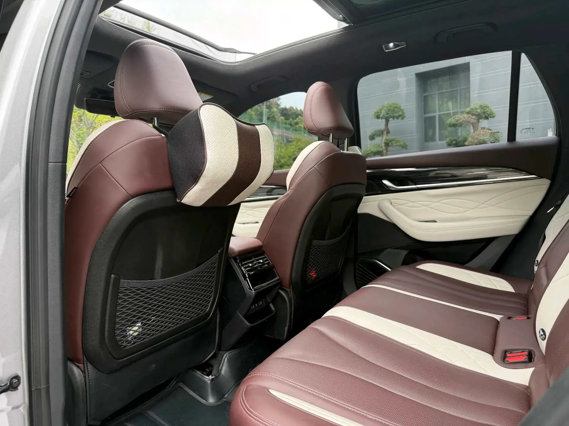 2021 GEELY MONJARO thumbnail 4