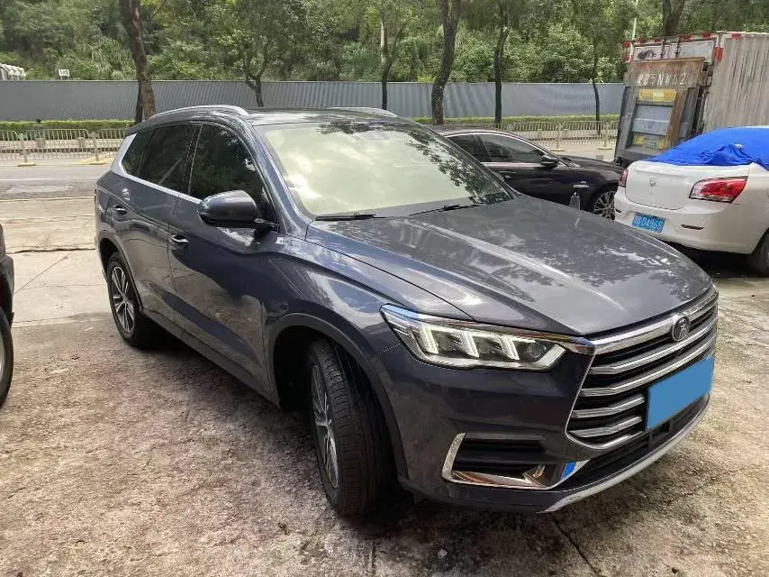 2019 BYD SONG thumbnail 2