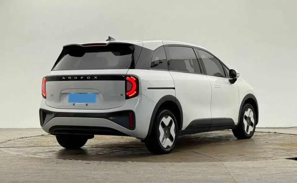 2024 ARCFOX KAOLA thumbnail 2