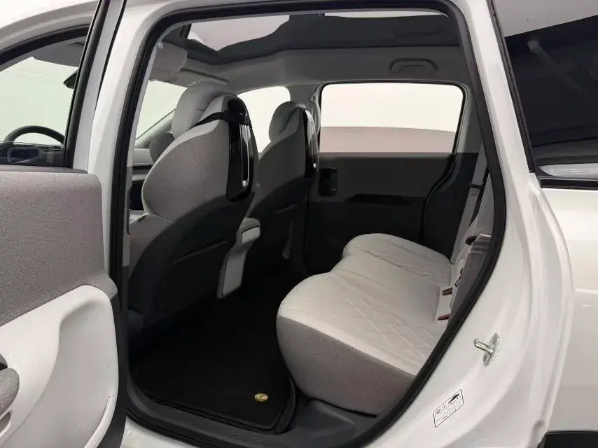 2024 ARCFOX KAOLA thumbnail 4