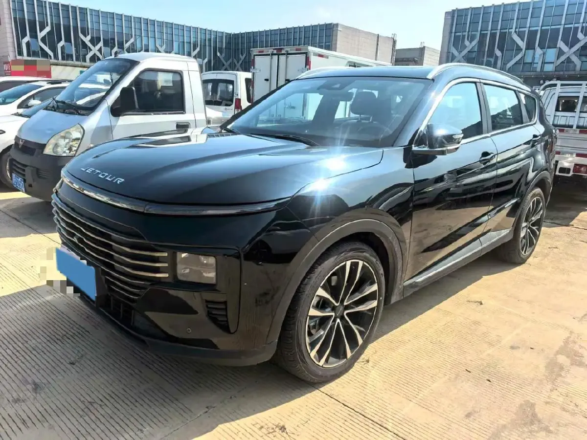 2025 Jetour X70 Plus 1.5T 184HP L4 7DCT