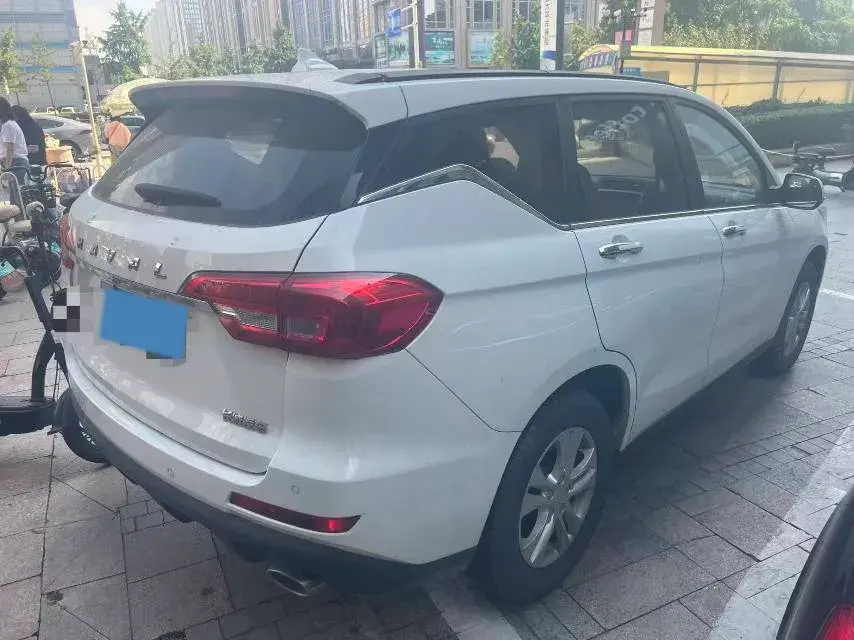 2019 HAVAL M6 thumbnail 4