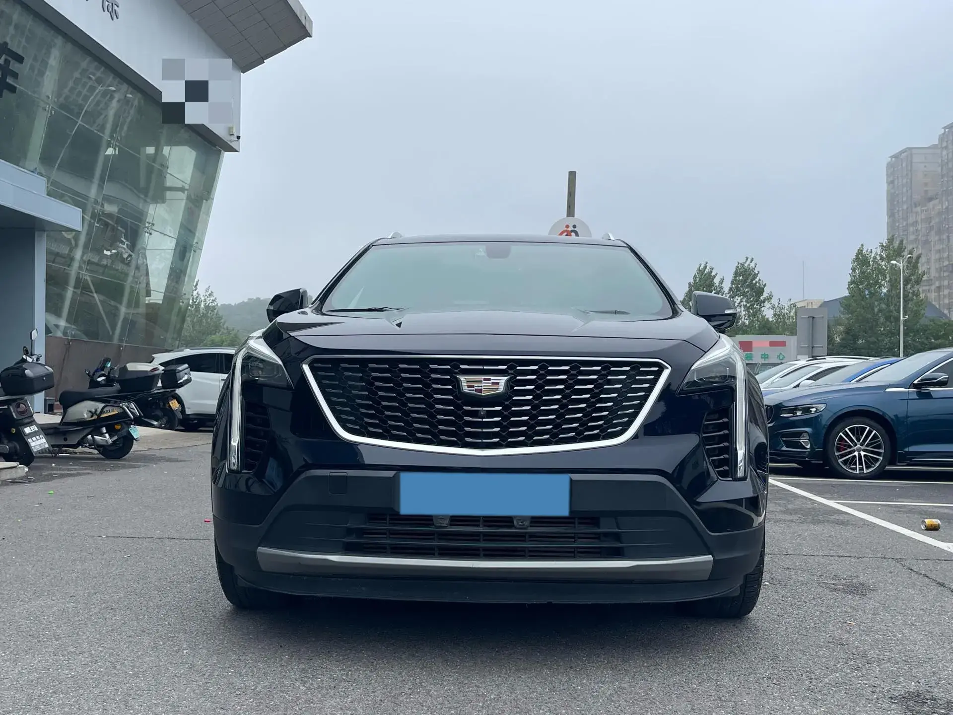 2021 CADILLAC XT4 thumbnail 2
