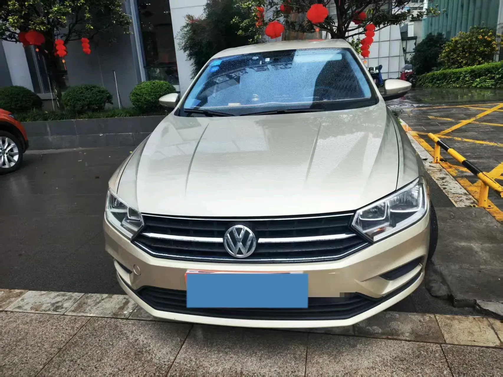 2019 VOLKSWAGEN BORA thumbnail 2