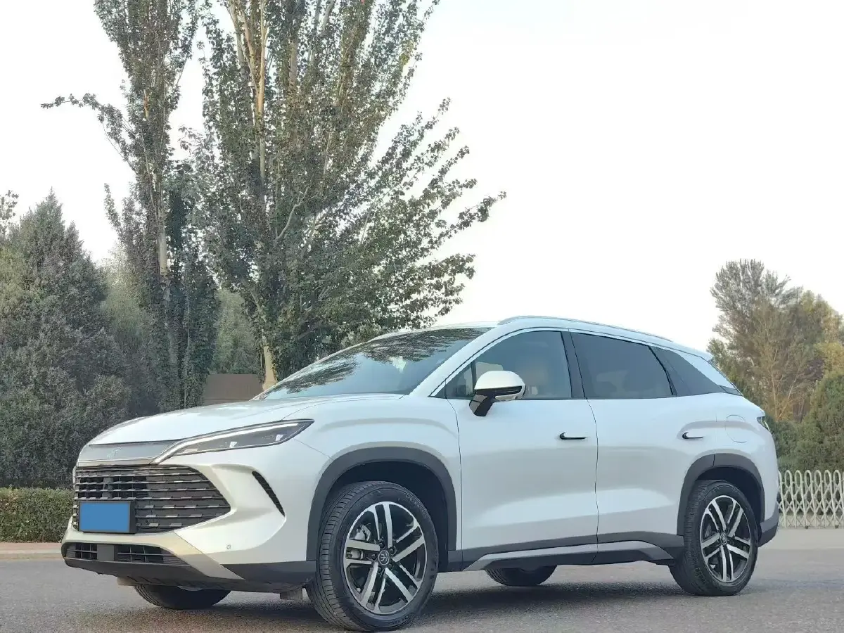 2025 BYD SongL DM-i 1.5L 101HP L4 E-CVT PHEV 18.3KWH 2025 BYD SongL DM-i 1.5L 101HP L4 E-CVT PHEV 18.3KWH