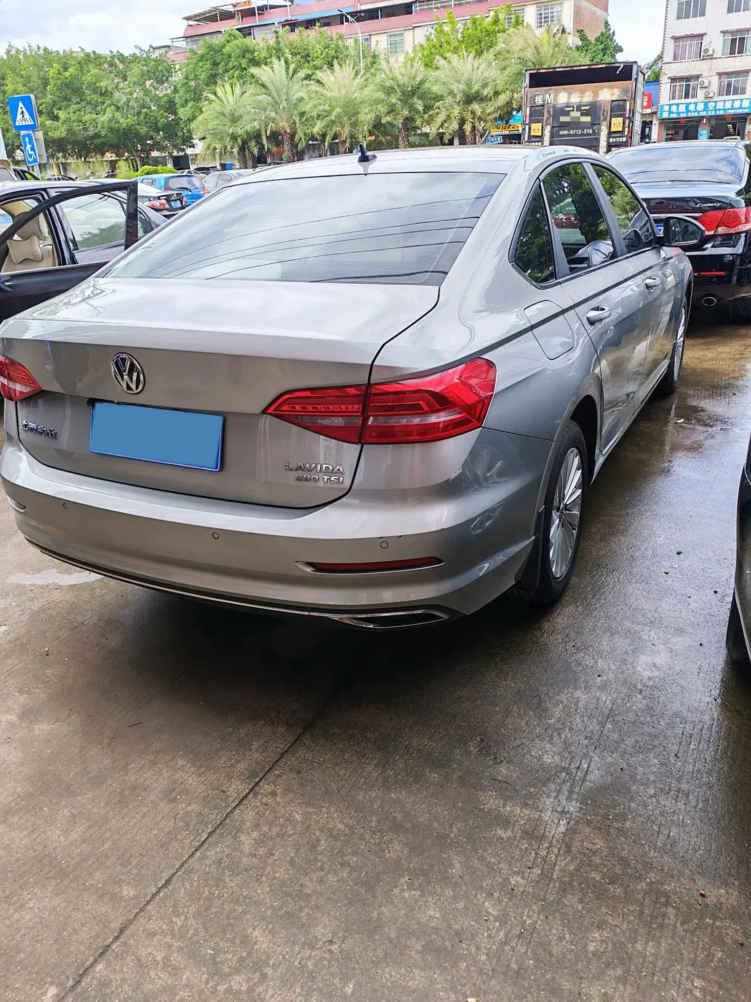 2019 VOLKSWAGEN LAVIDA thumbnail 3