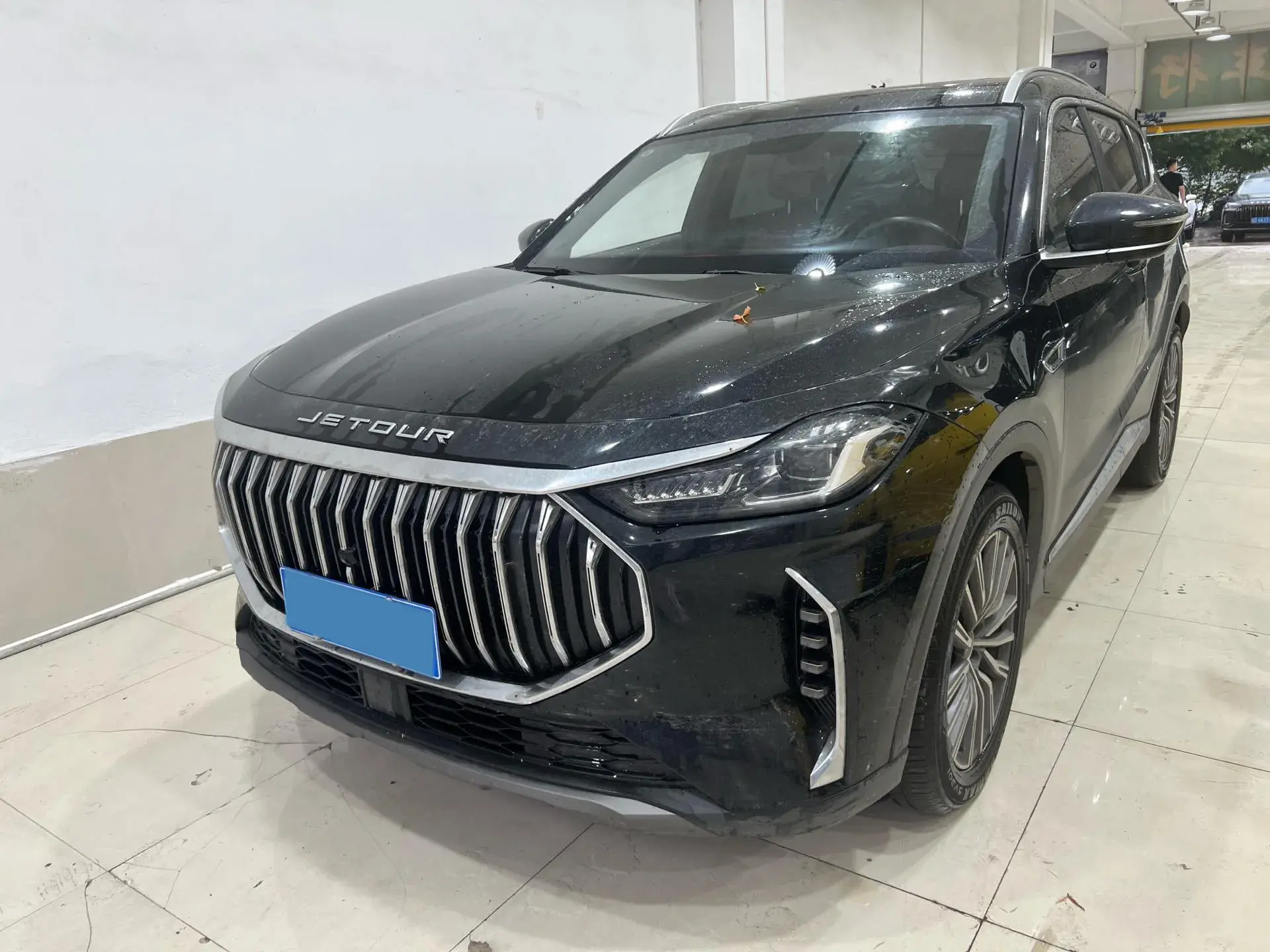 2024 JETOUR X70 view 1