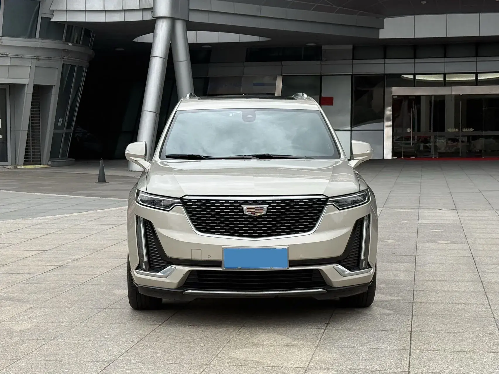 2022 CADILLAC XT6 thumbnail 2