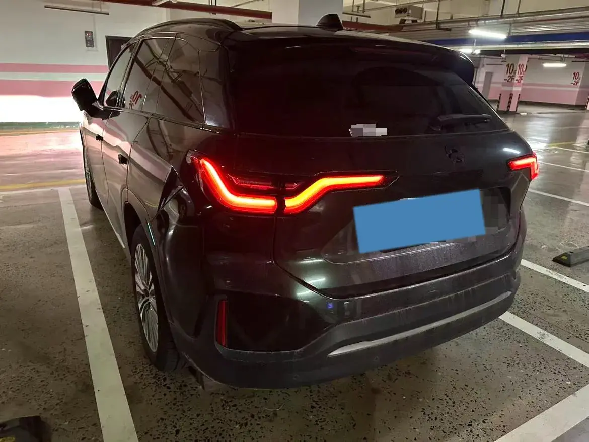 2020 NIO ES6 thumbnail 3