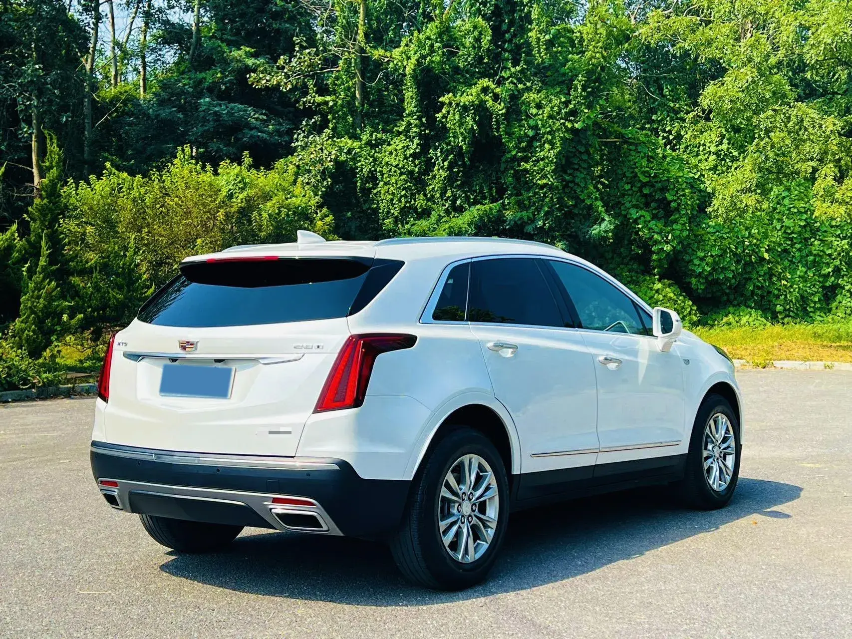 2021 CADILLAC XT5 thumbnail 3