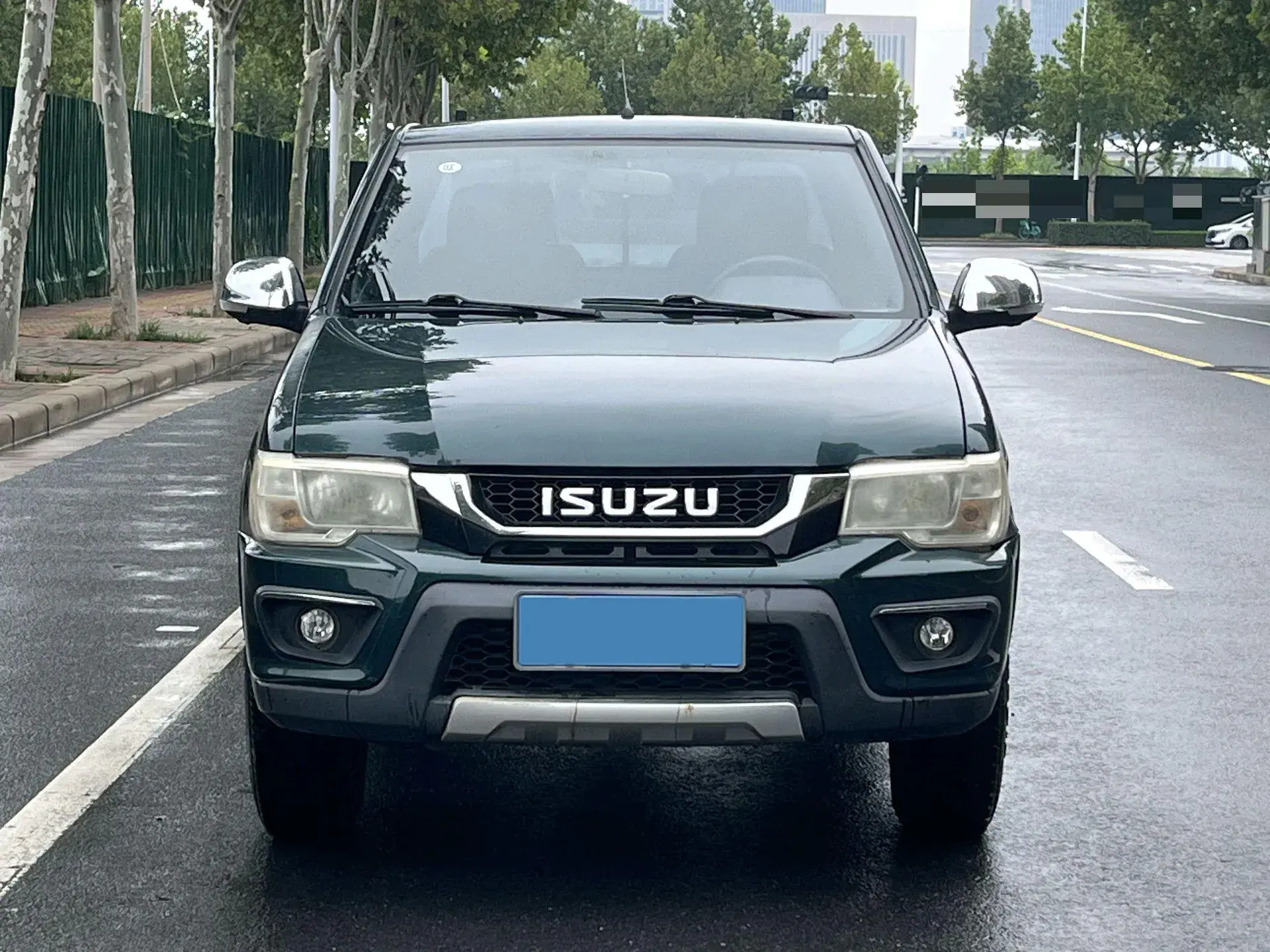 2017 ISUZU MU-X thumbnail 2