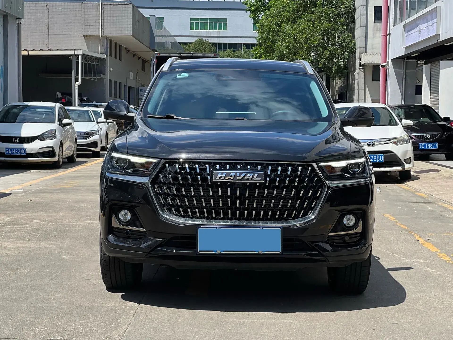 2023 HAVAL H6 thumbnail 3