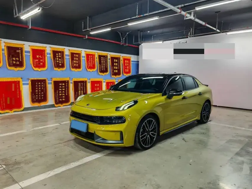 2020 LYNK&CO 03 view 1