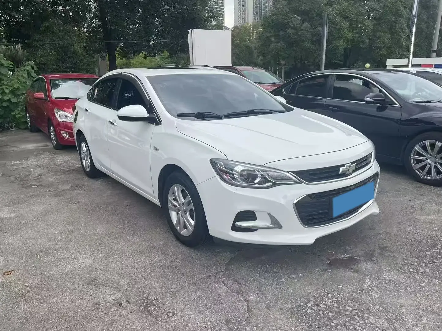 2016 CHEVROLET CAVALIER thumbnail 2