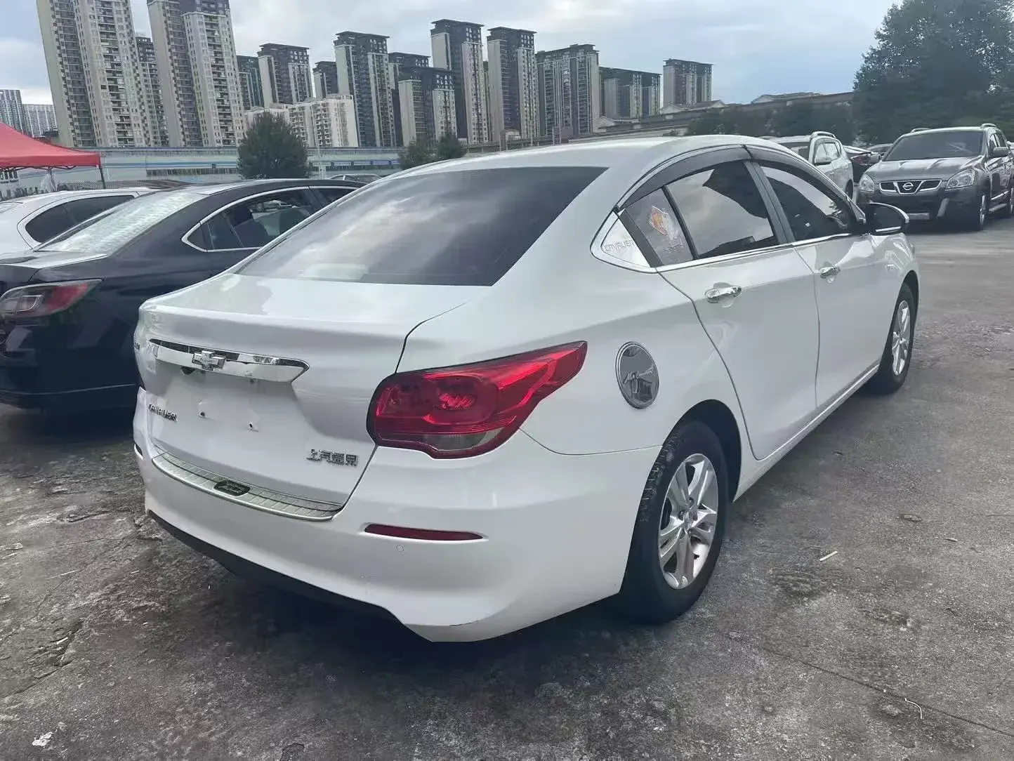 2016 CHEVROLET CAVALIER thumbnail 3