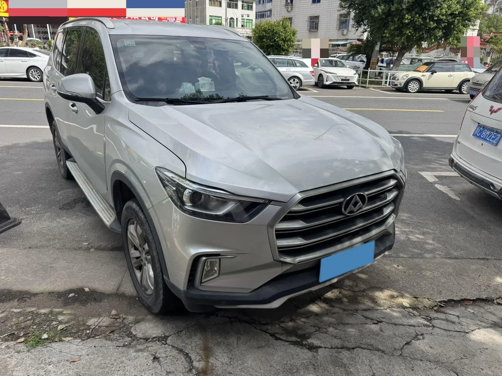 2017 MAXUS D90 thumbnail 2