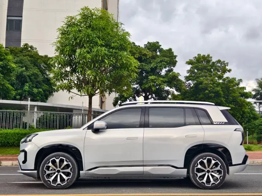 2024 AION V thumbnail 4