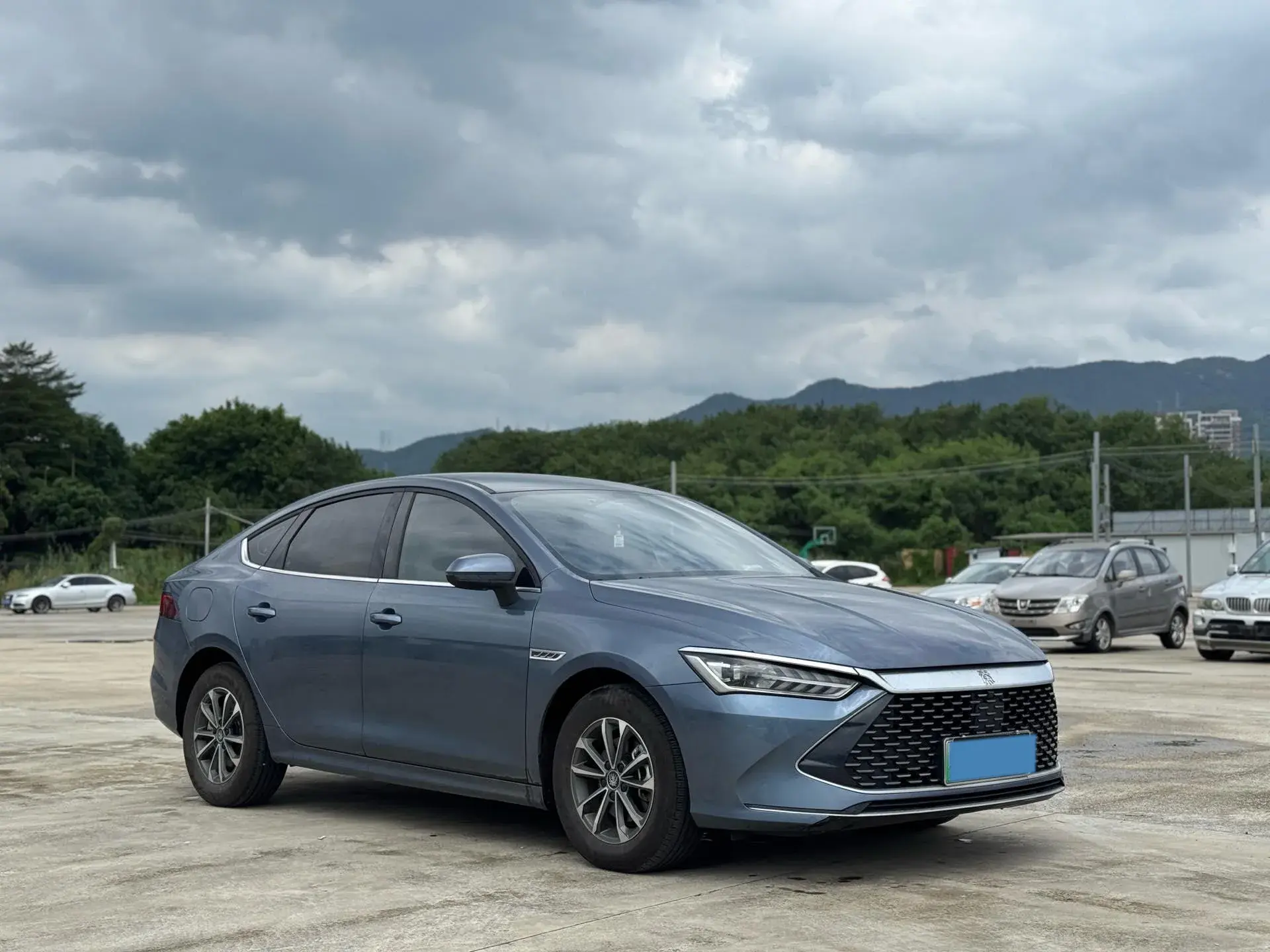 2023 BYD QIN thumbnail 3