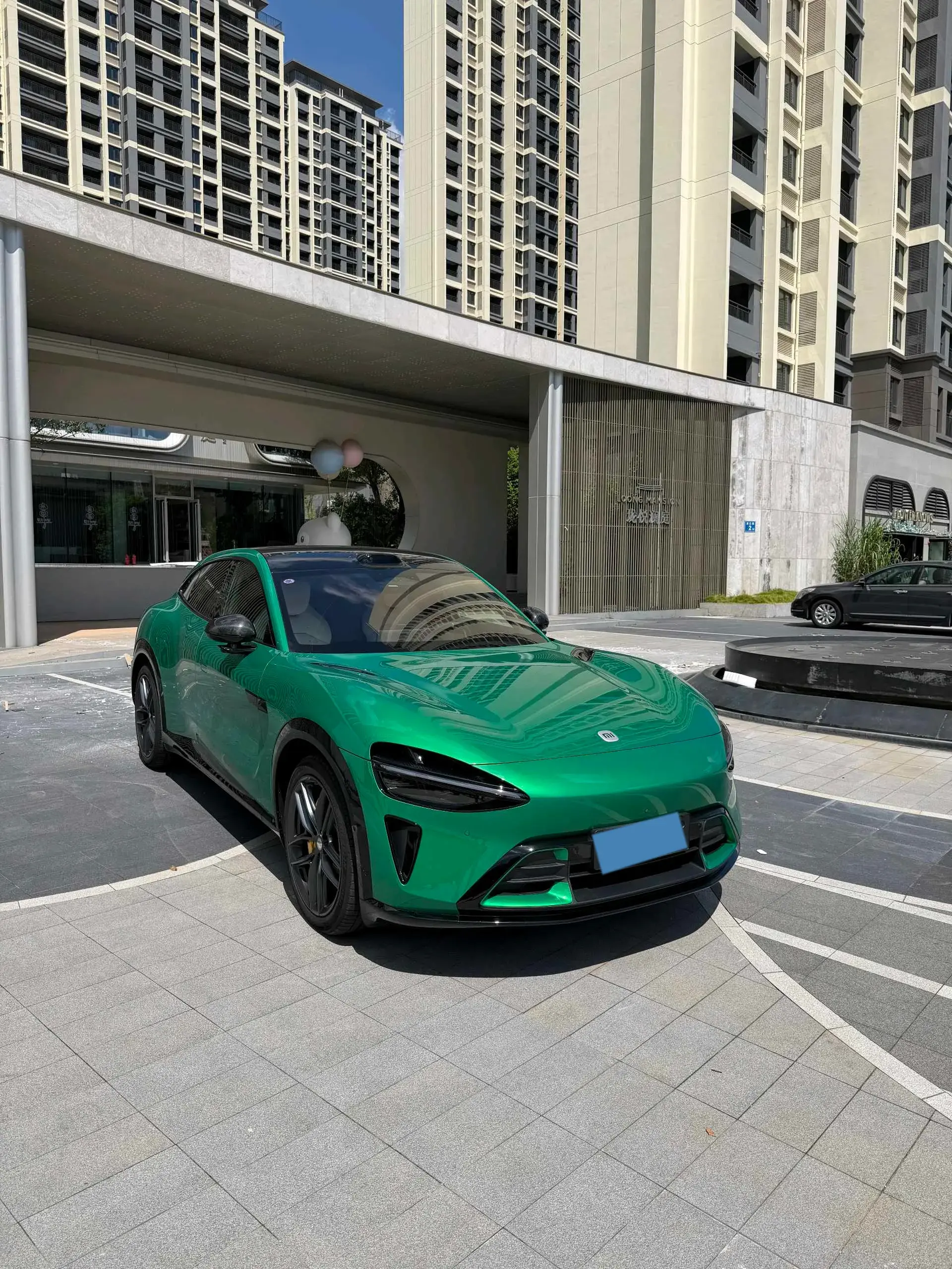 2025 MI YU7 thumbnail 3