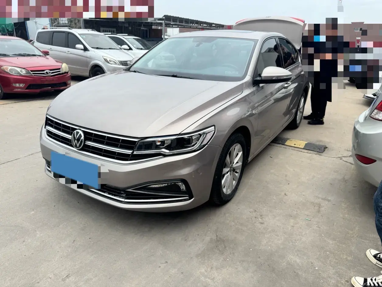 2021 VOLKSWAGEN BORA view 1