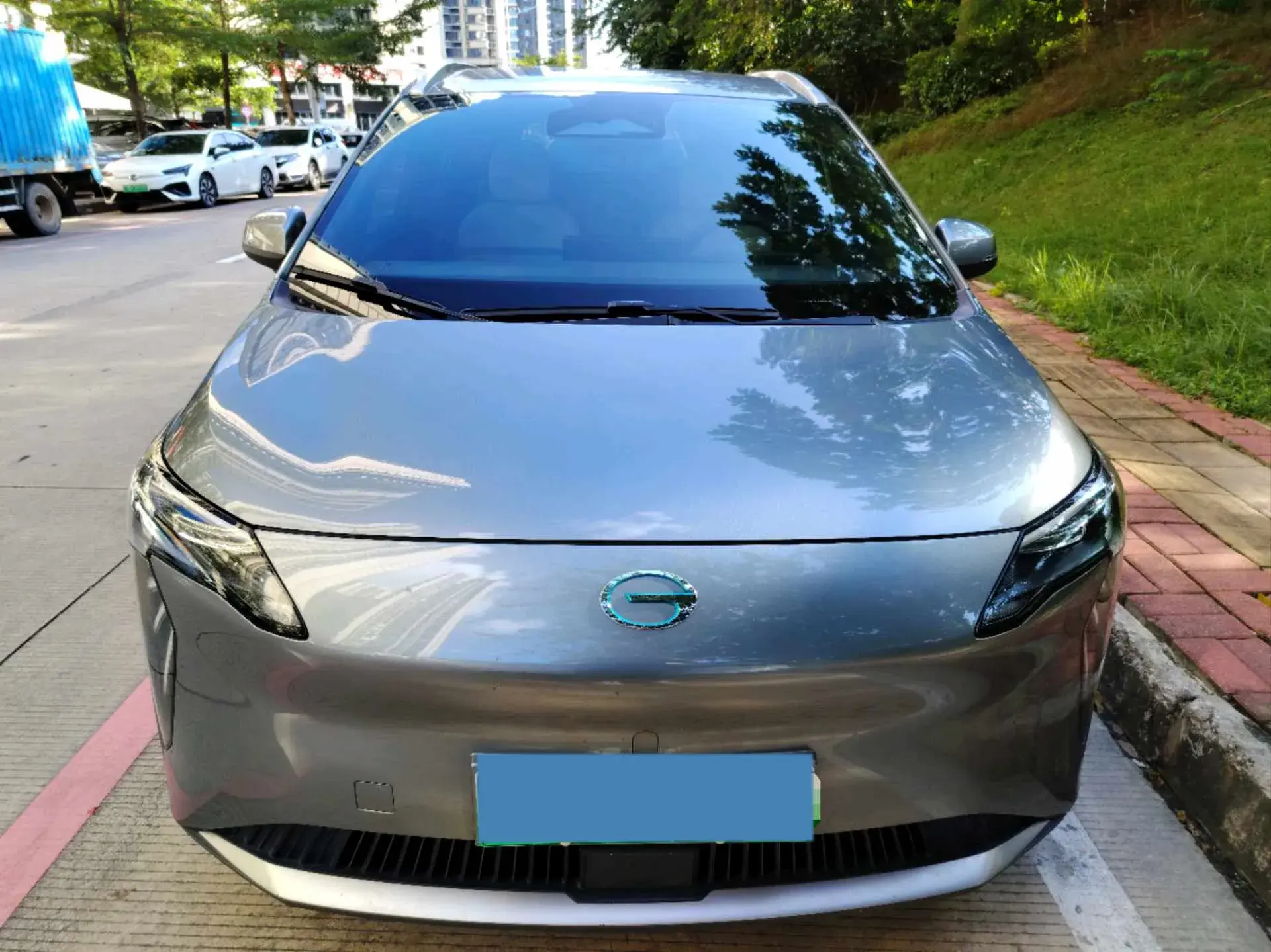 2023 AION Y thumbnail 3