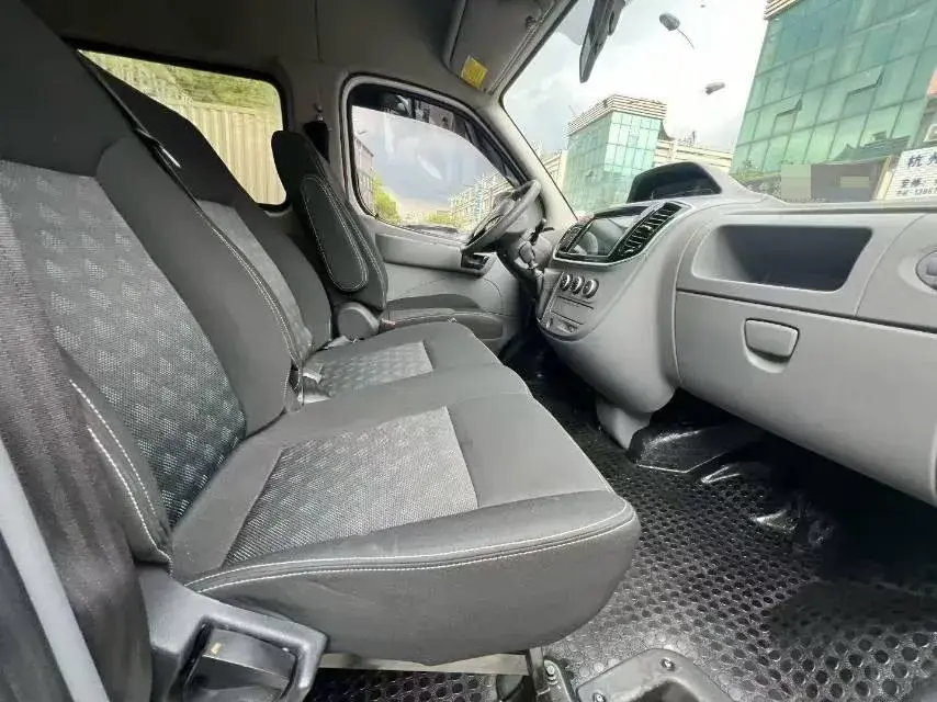 2021 MAXUS XINTU thumbnail 4