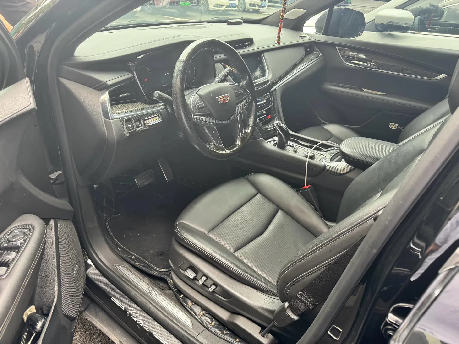 2021 CADILLAC XT5 thumbnail 3