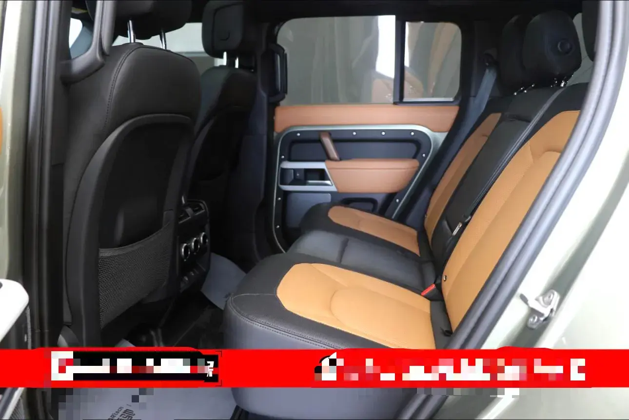 2024 LAND ROVER thumbnail 3