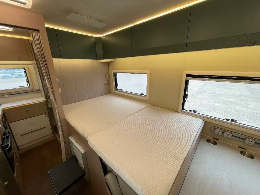 2025 Isuzu T30 8AT,autocango,china used car exporter,china ev exporter,chinese used car exporter,chinese used ev exporter