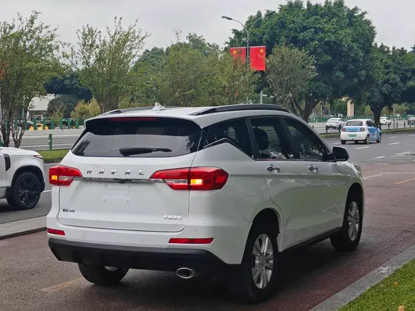 2019 HAVAL M6 thumbnail 4