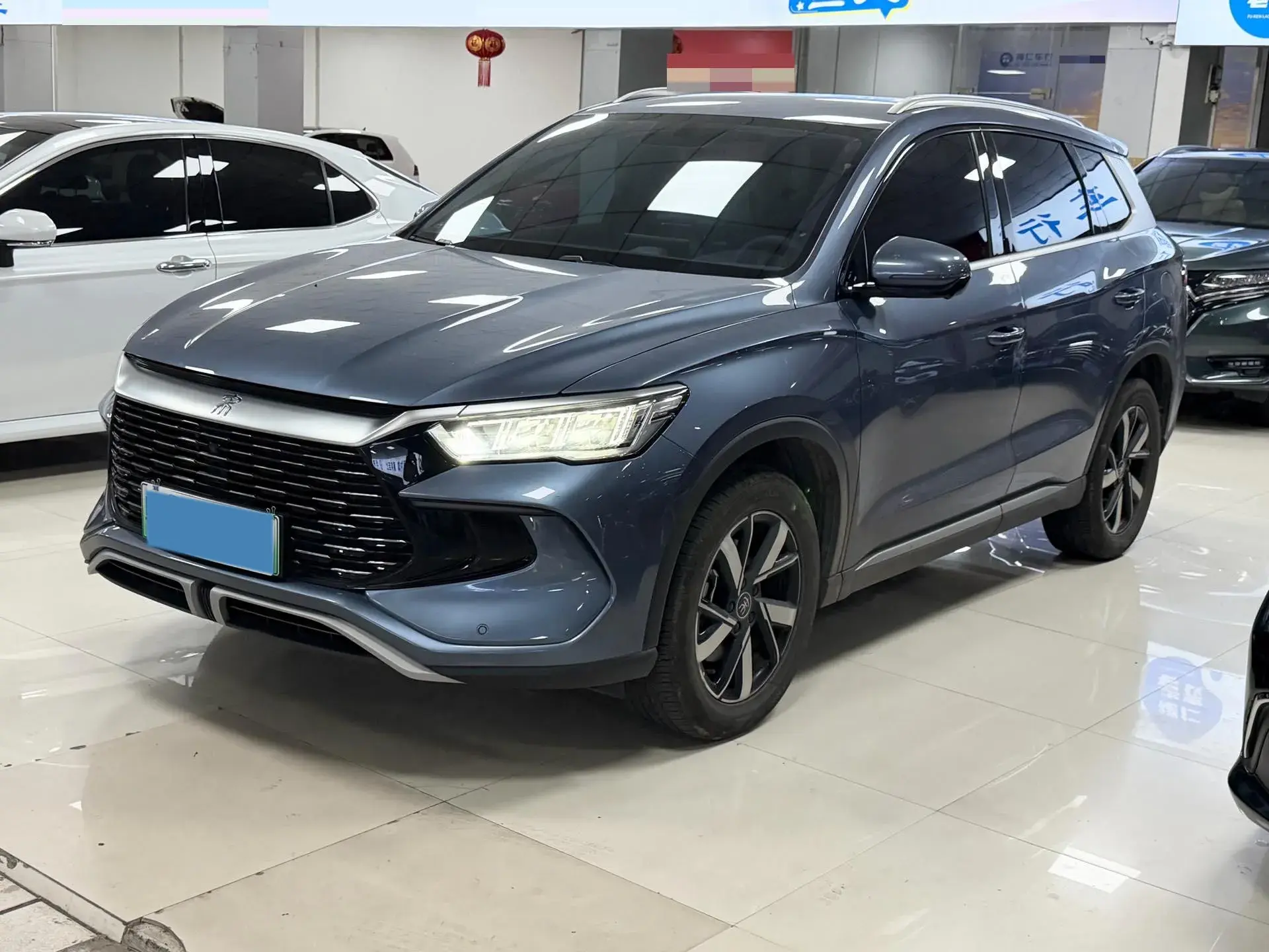 2023 BYD SONG view 1