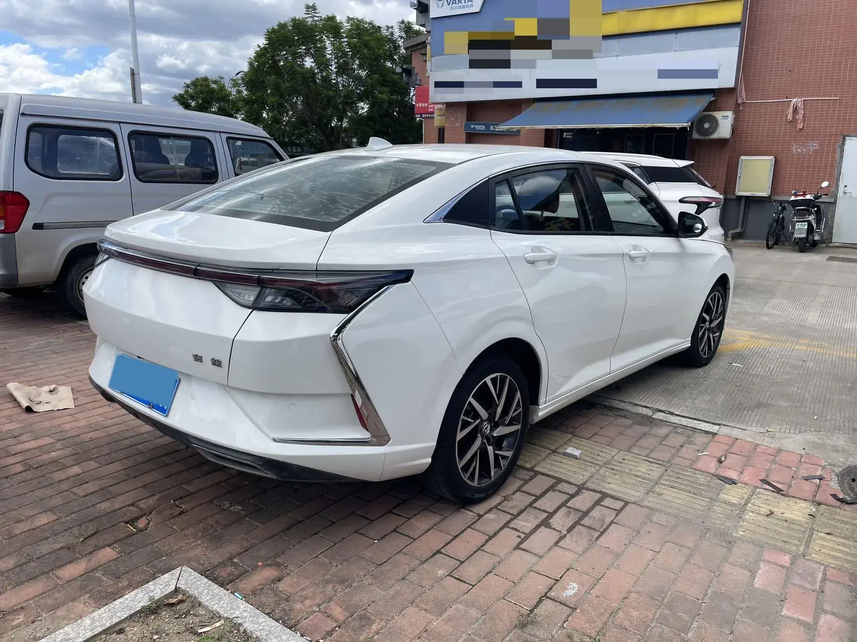 2020 DONGFENG AEOLUS thumbnail 4