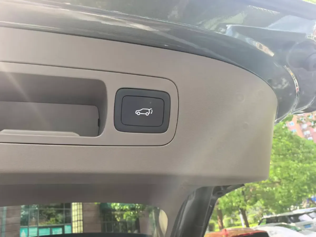 2023 Roewe RX9 2.0T 242HP L4 9AT,autocango,china used car exporter,china ev exporter,chinese used car exporter,chinese used ev exporter