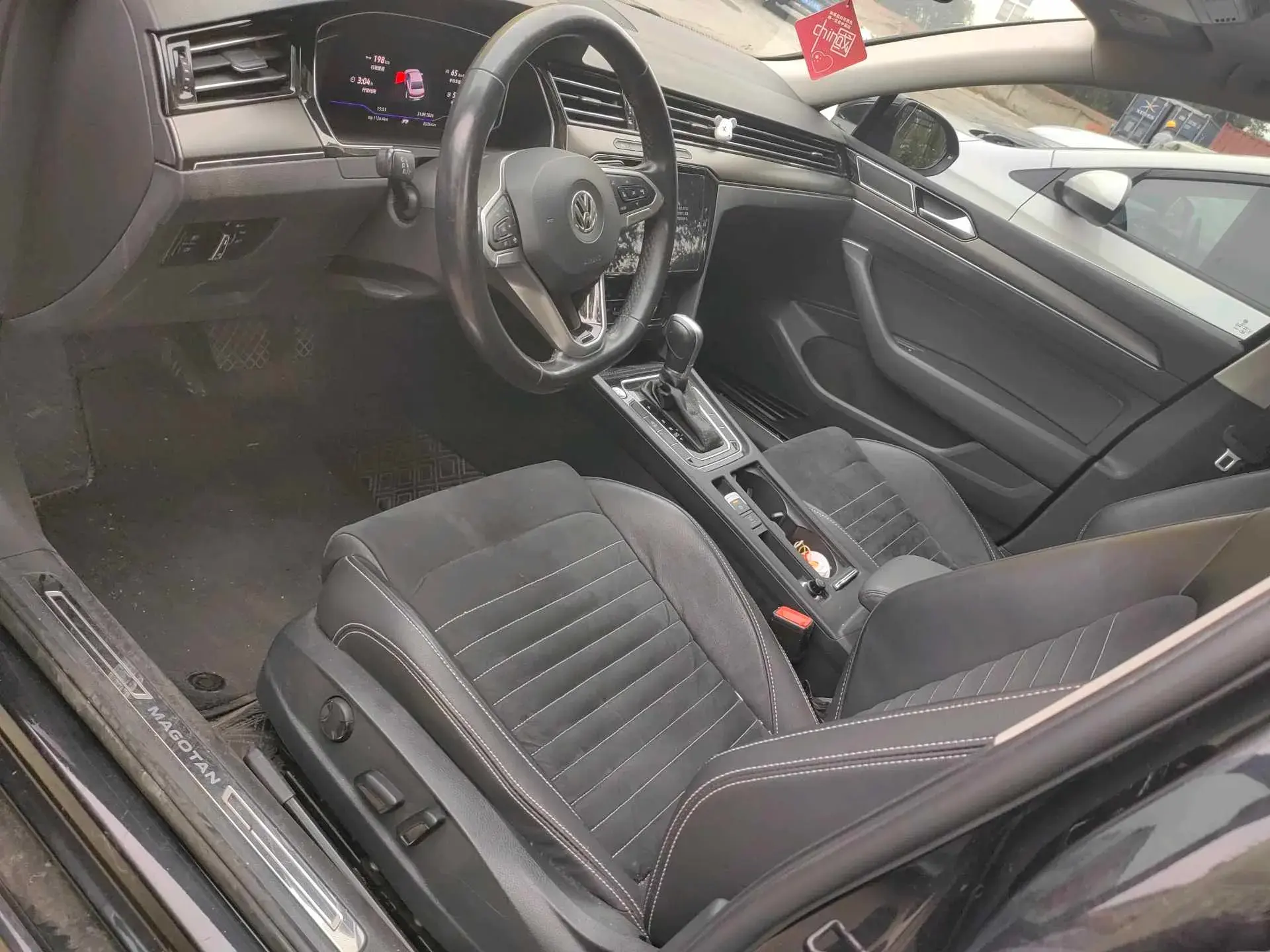 2019 VOLKSWAGEN MAGOTAN thumbnail 4