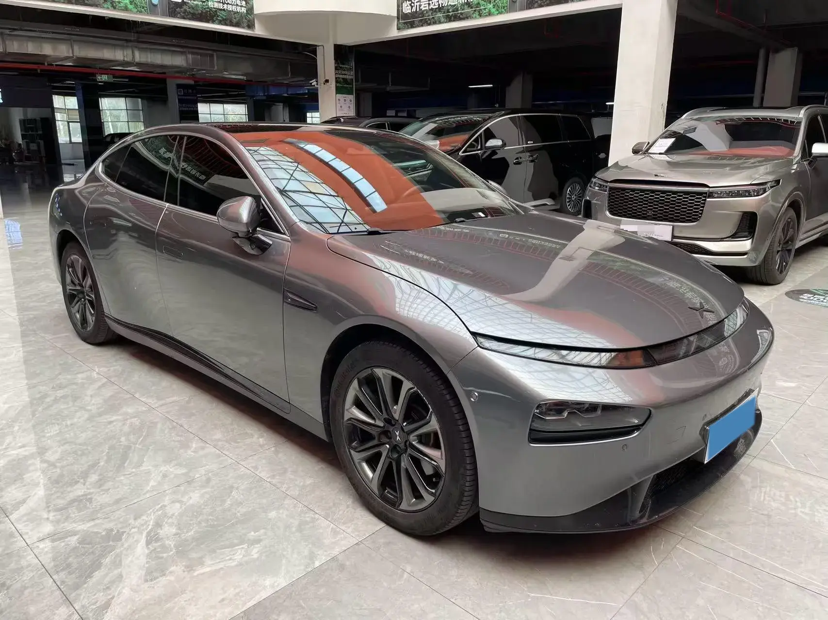 2020 XPENG P7 thumbnail 3