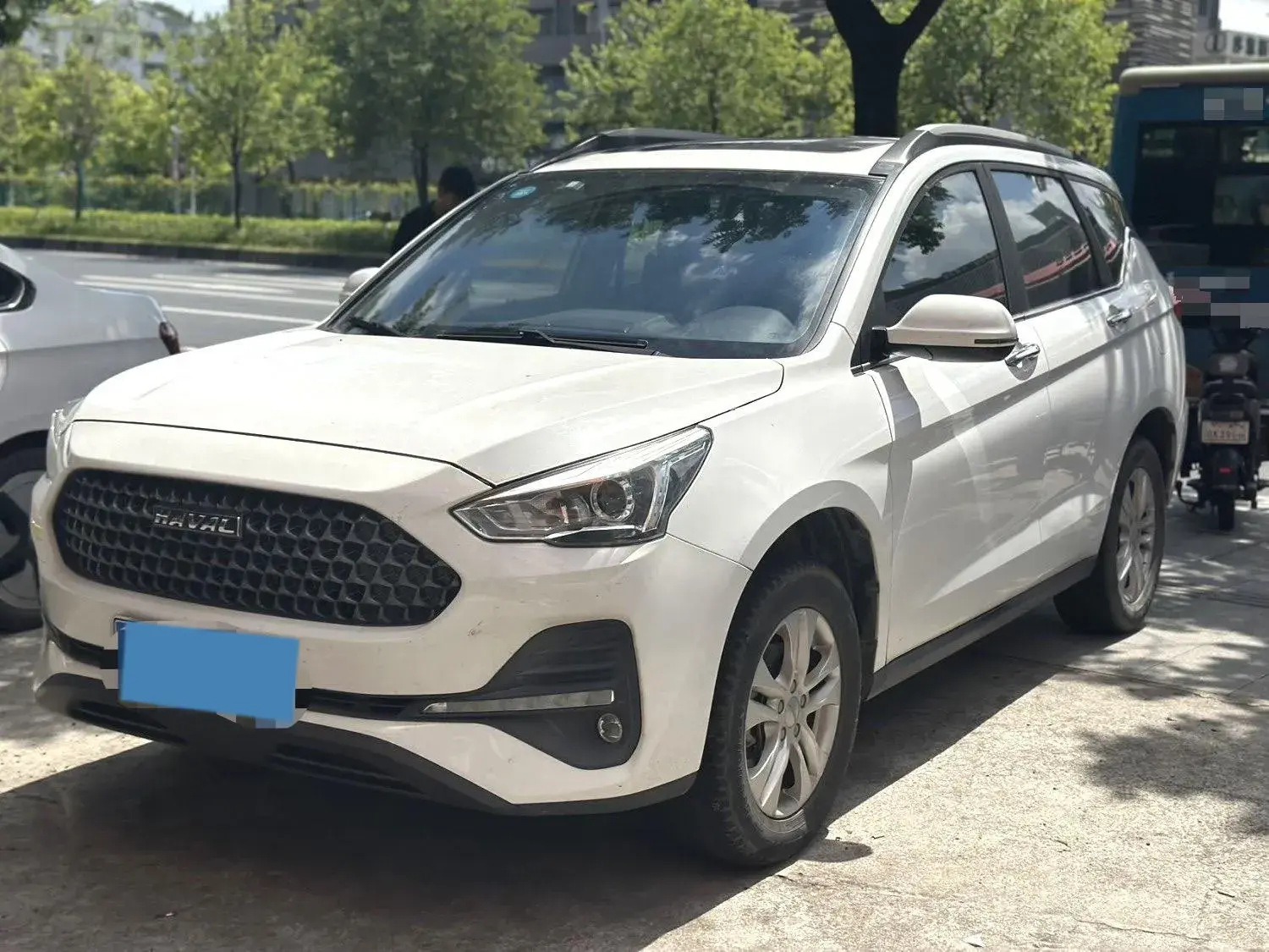 2019 HAVAL M6 view 1