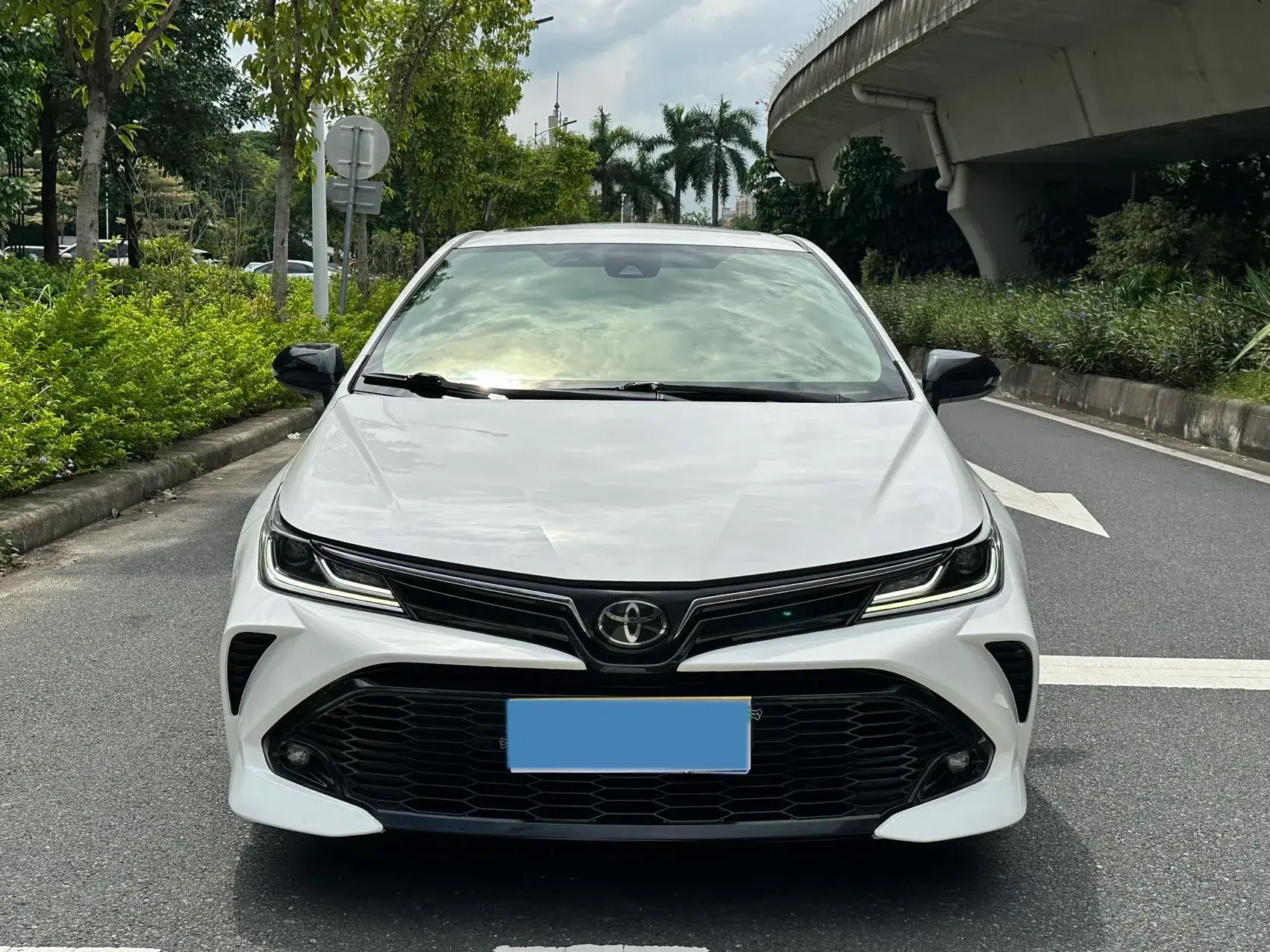 2021 TOYOTA COROLLA thumbnail 2