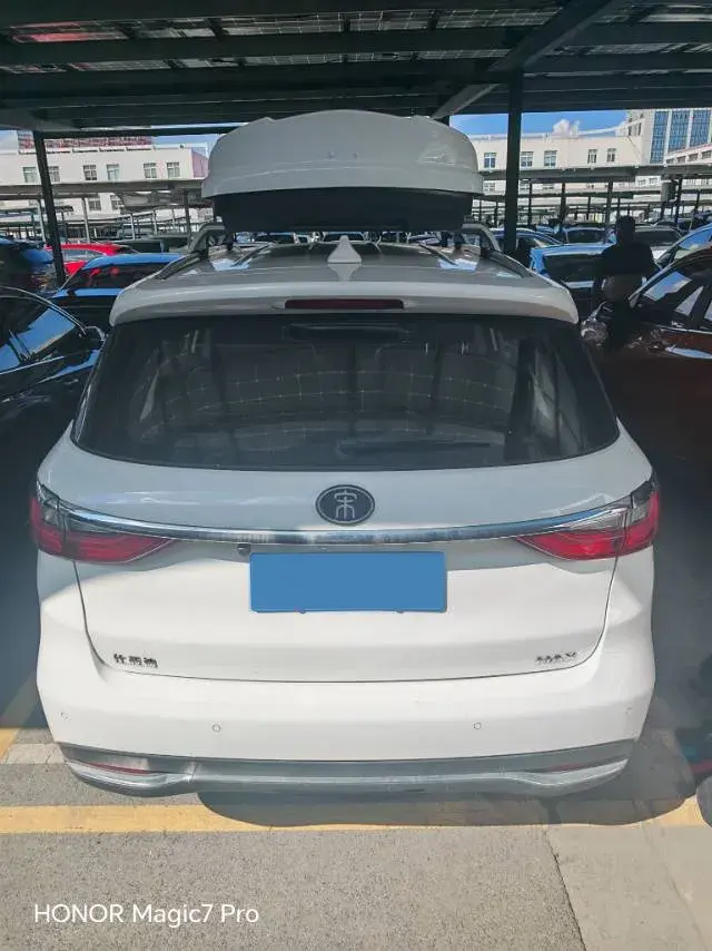 2019 BYD SONG thumbnail 4