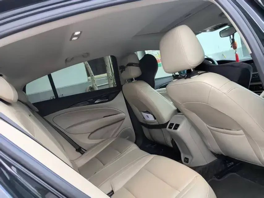 2020 BUICK REGAL thumbnail 4