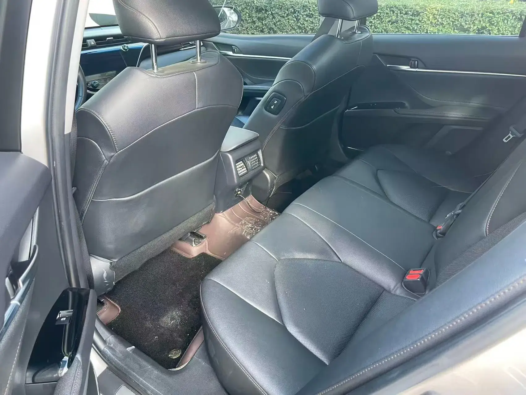 2021 TOYOTA CAMRY thumbnail 4