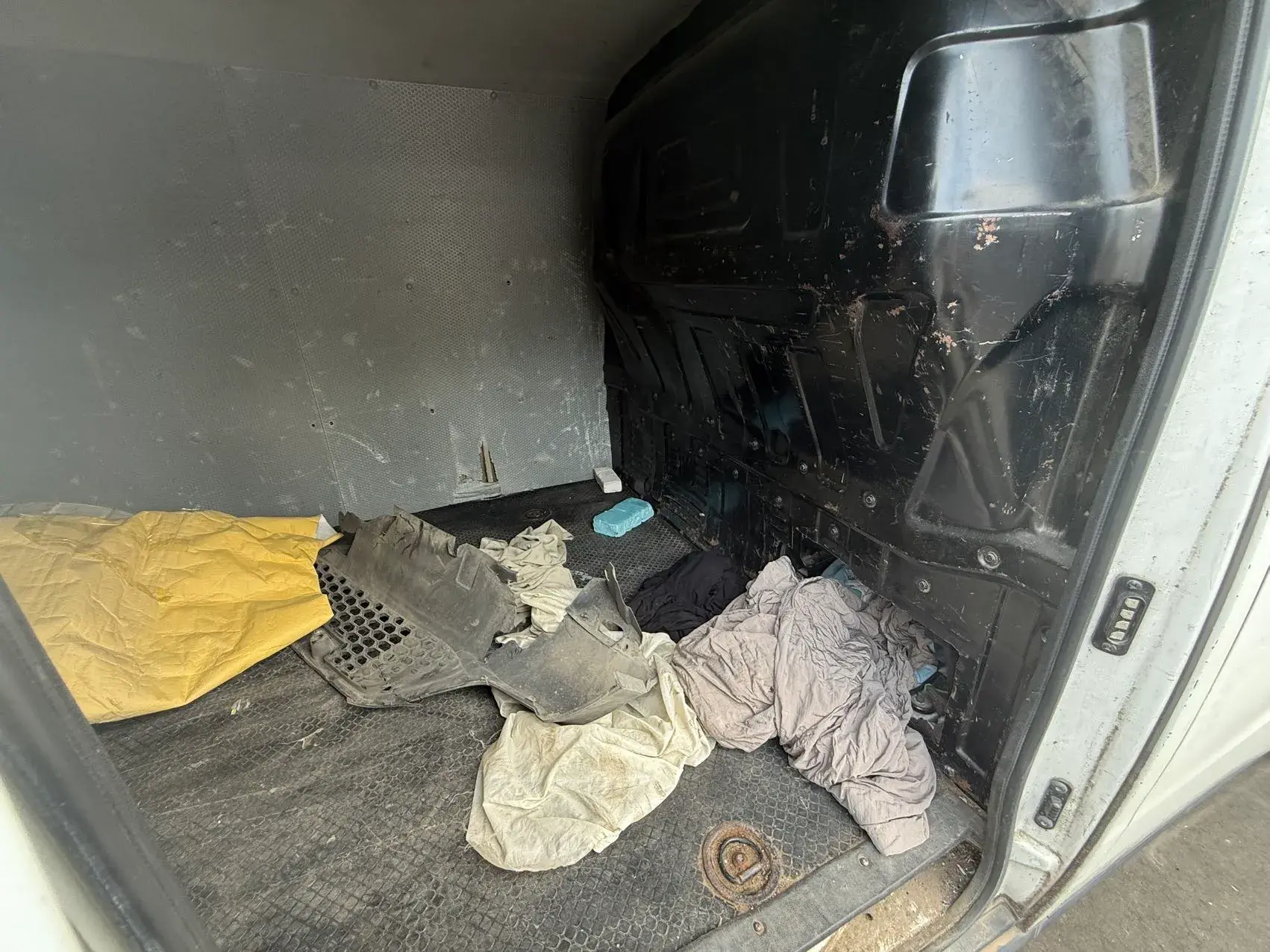 2021 MAXUS EV30 thumbnail 4