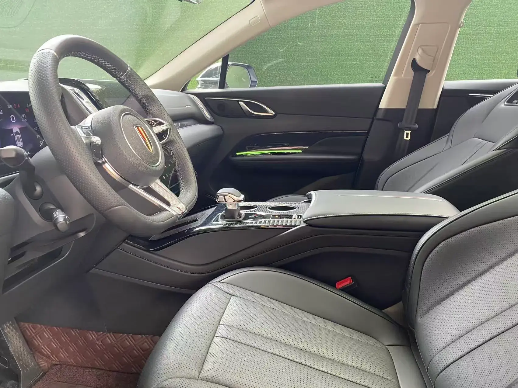 2024 HONGQI HS3 thumbnail 3